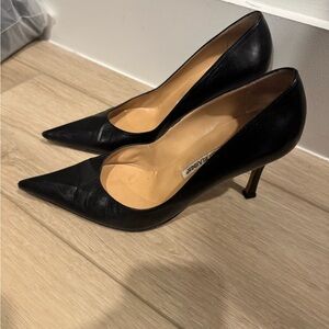 Manolo Blahnik Black Leather Pointed Toe Pumps